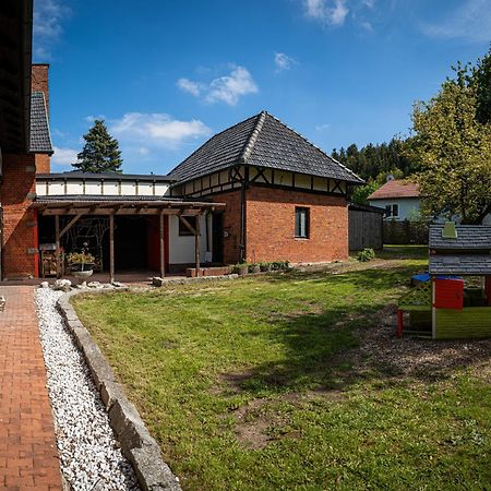 Alte Schule Spittelstein 1Og Rechts Apartment Rödental Екстериор снимка