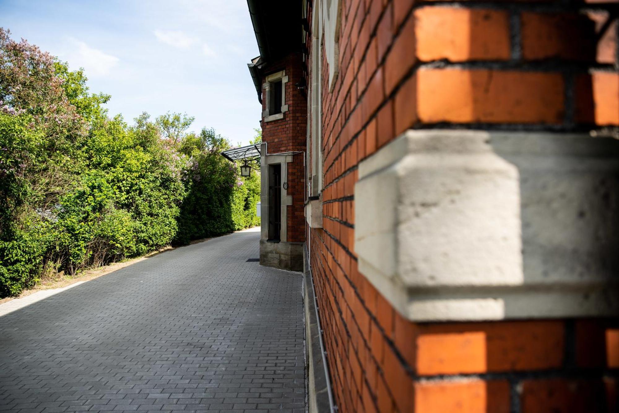 Alte Schule Spittelstein 1Og Rechts Apartment Rödental Екстериор снимка