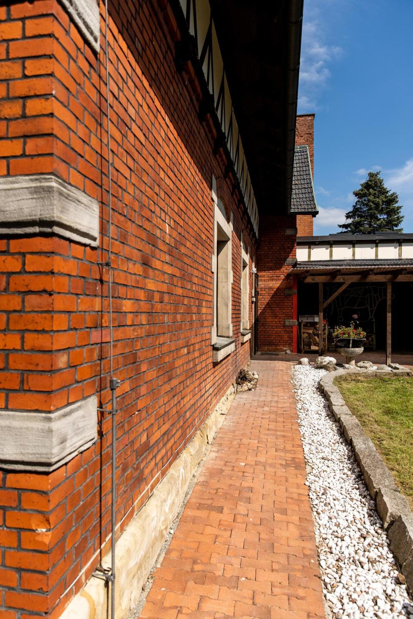 Alte Schule Spittelstein 1Og Rechts Apartment Rödental Екстериор снимка