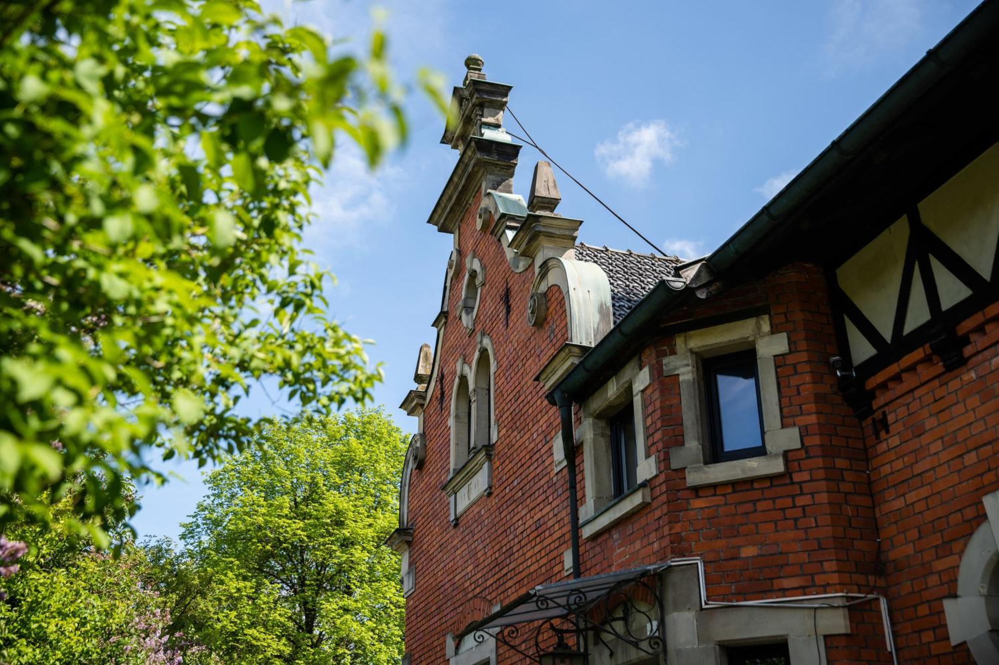 Alte Schule Spittelstein 1Og Rechts Apartment Rödental Екстериор снимка