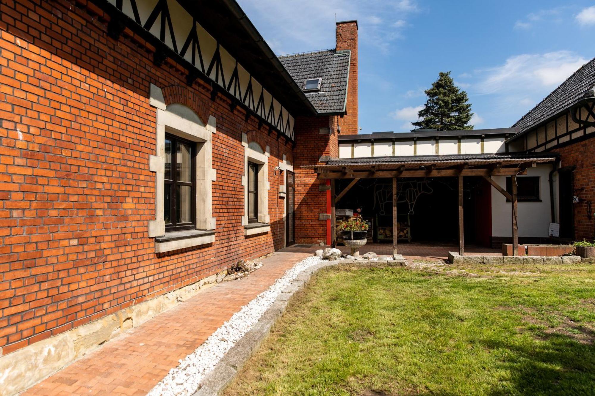 Alte Schule Spittelstein 1Og Rechts Apartment Rödental Екстериор снимка