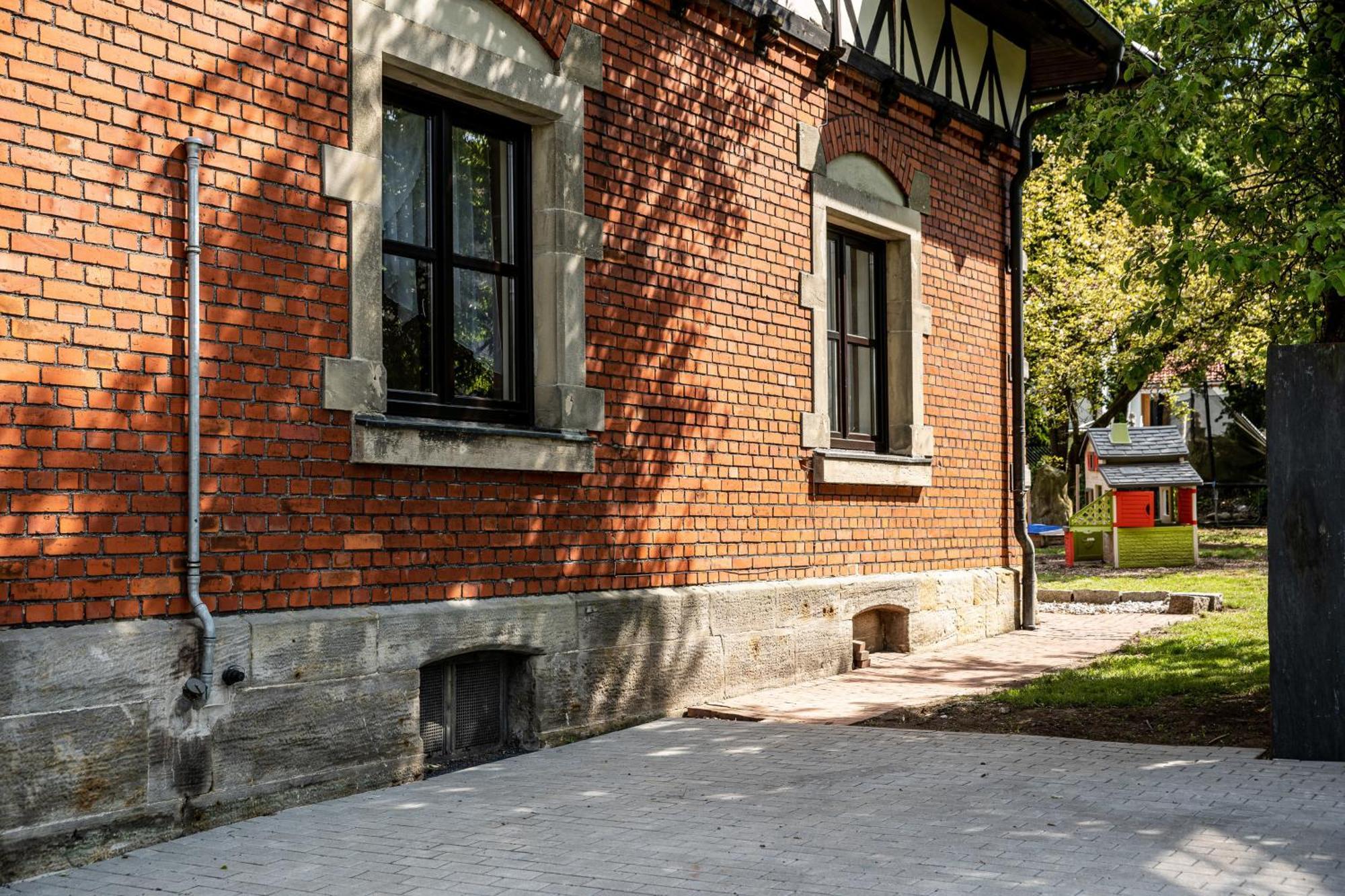 Alte Schule Spittelstein 1Og Rechts Apartment Rödental Екстериор снимка